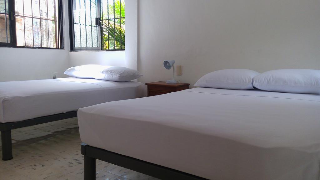 Hostal Haina Cancun Exterior photo