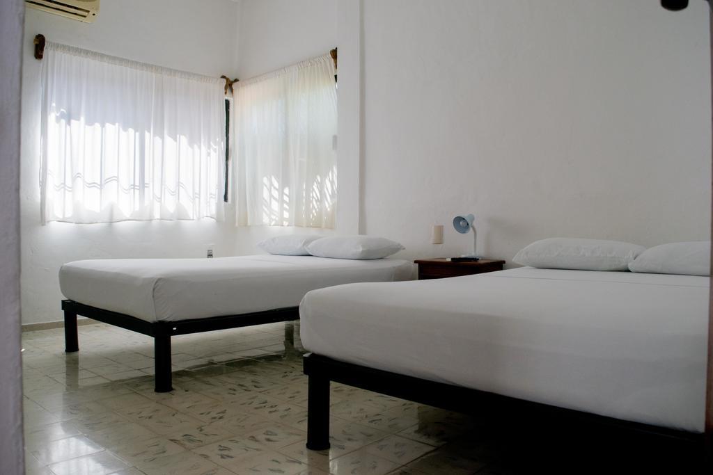 Hostal Haina Cancun Exterior photo